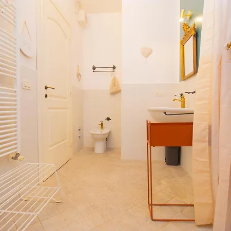 Breathtaking View And Pool, Prato Apartament *